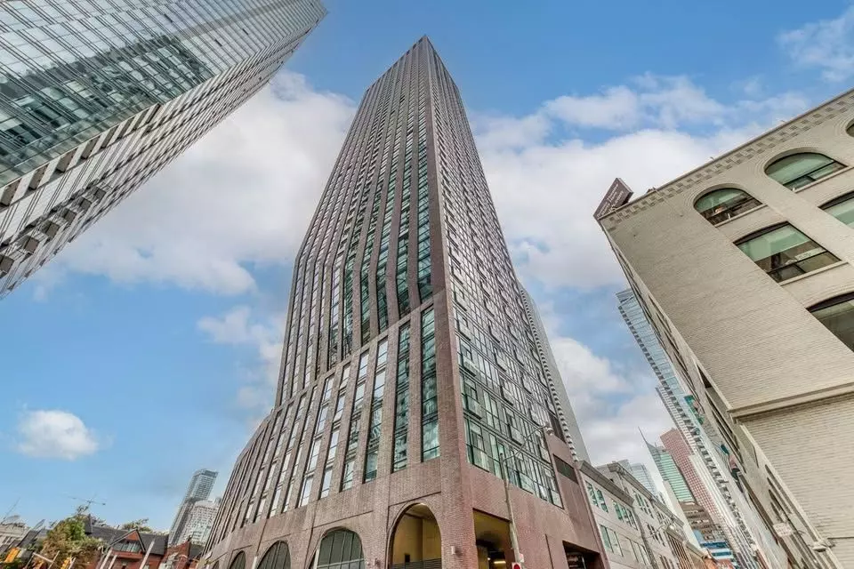 Toronto C01, ON M5V 0S6,99 John ST #1609