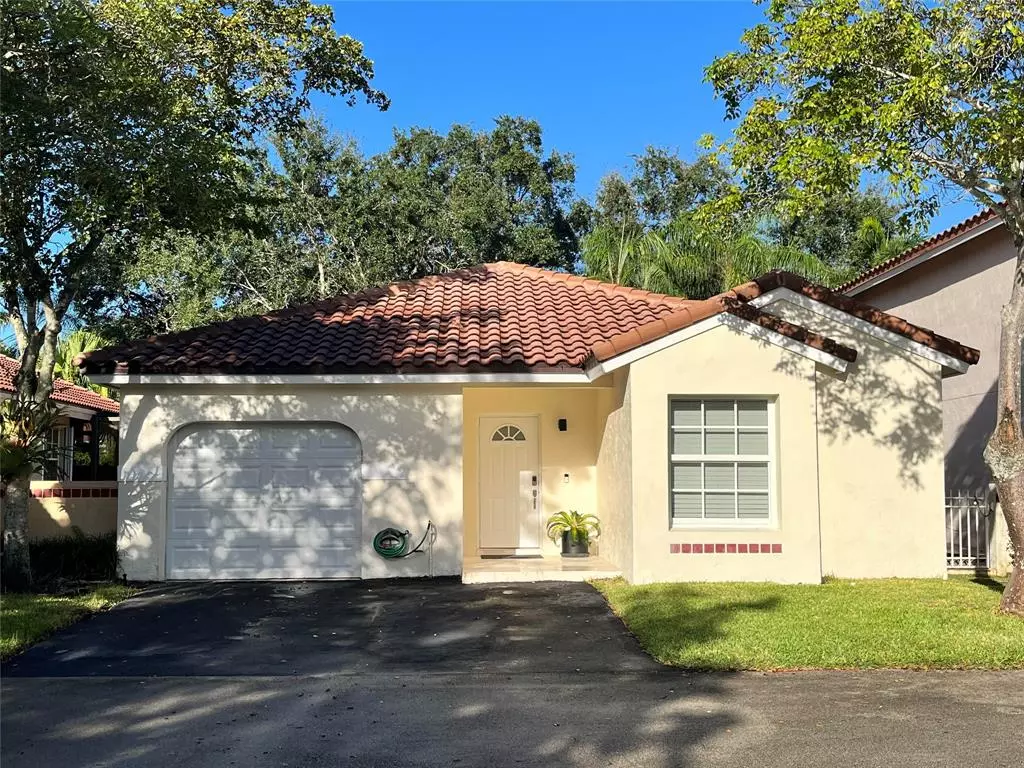 Weston, FL 33326,1303 Seagrape Cir