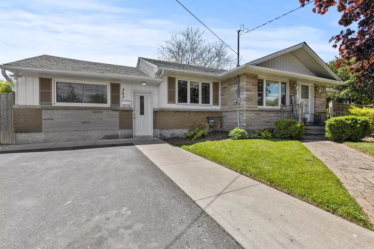 Grimsby, ON L3M 1P8,302 Main ST E