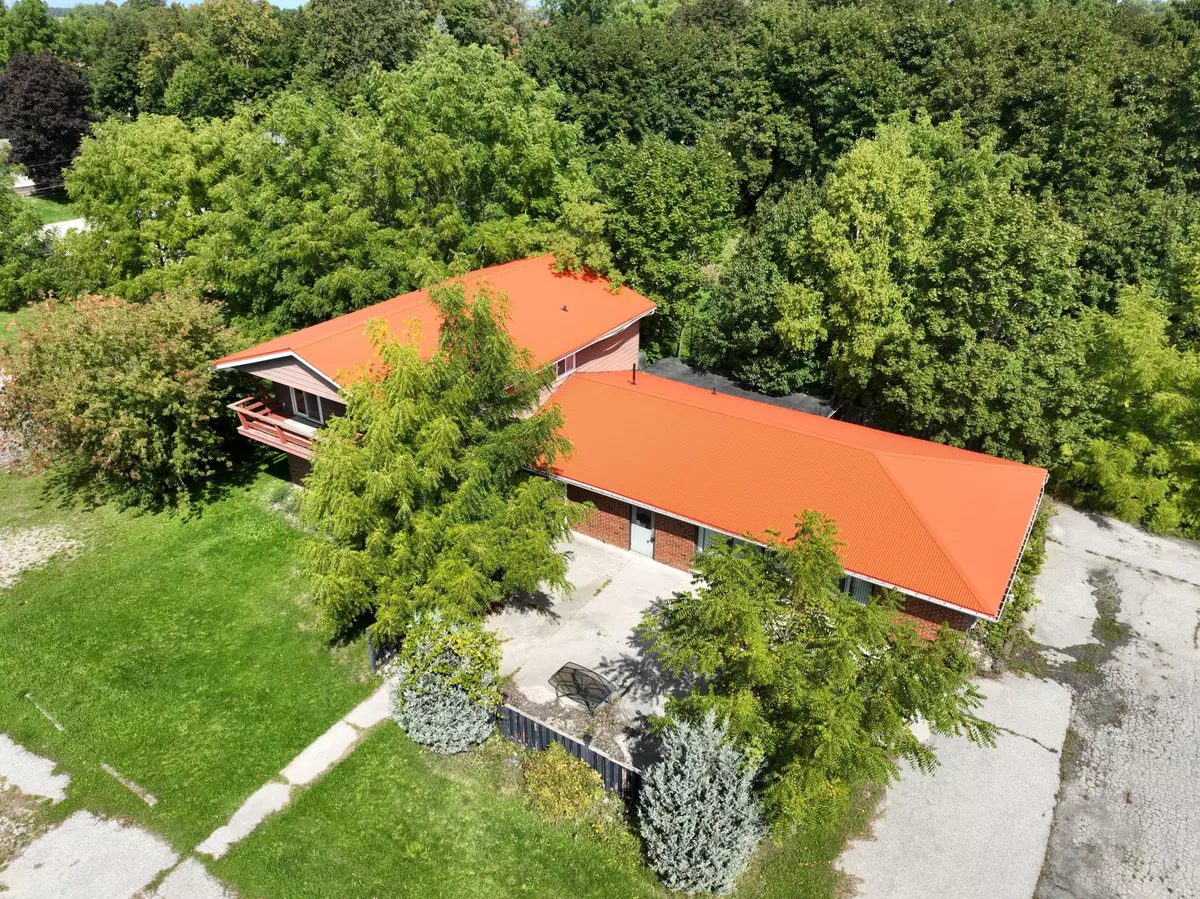 Kincardine, ON N0G 2T0,9 Mill ST