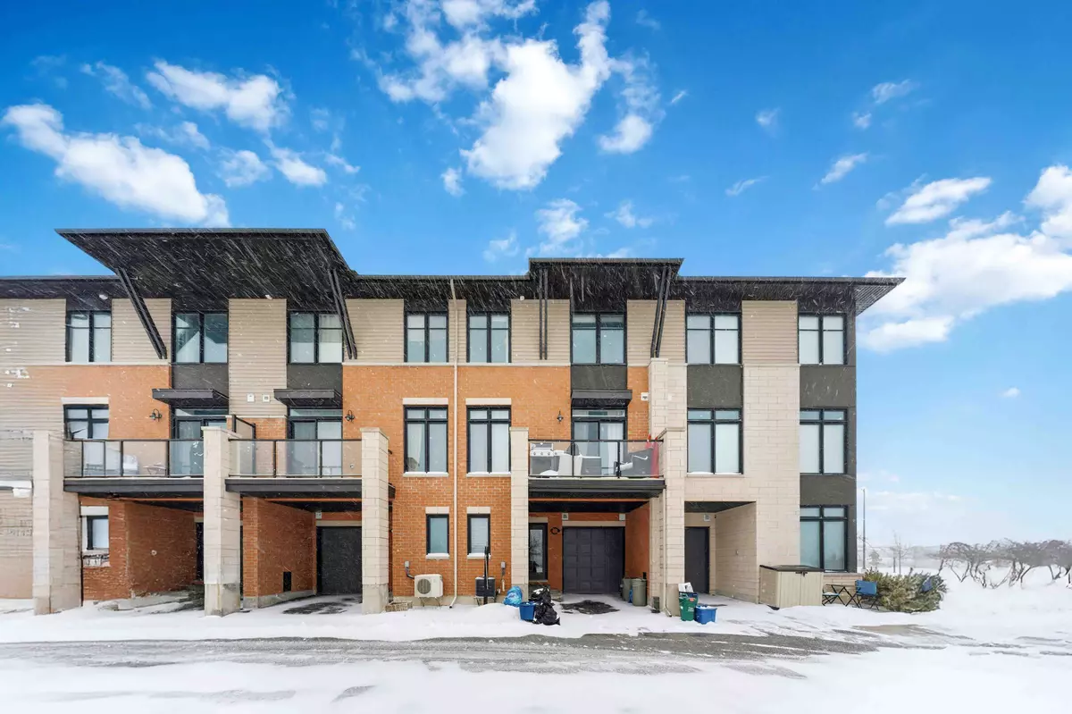 Orleans - Cumberland And Area, ON K4A 0Y2,509 Chaperal Private