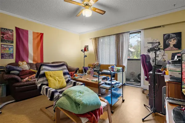 2610 Graham St #103, Victoria, BC V8T 3Y9