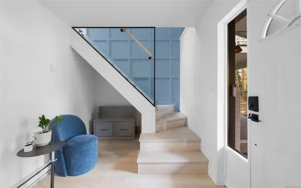 1156 Maple Bay Rd, Duncan, BC V9L 5X1