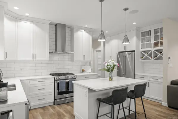 3019 Zen Lane, Colwood, BC V9B 2A1