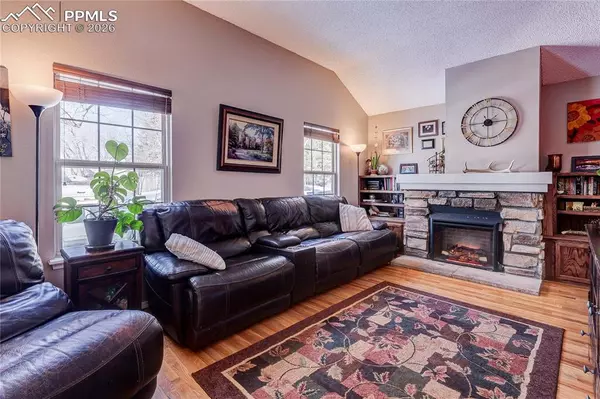 Colorado Springs, CO 80922,4923 Fabray LN