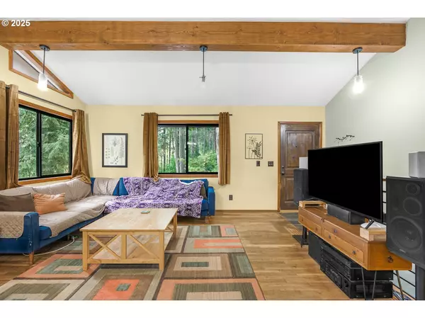 Oregon City, OR 97045,20151 S HENRICI RD