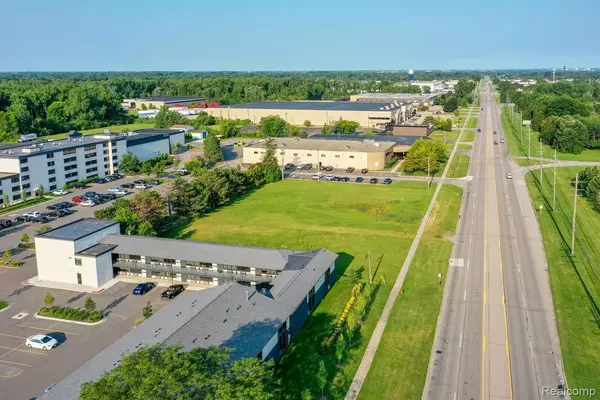 Sterling Heights, MI 48312,7700 15 Mile RD