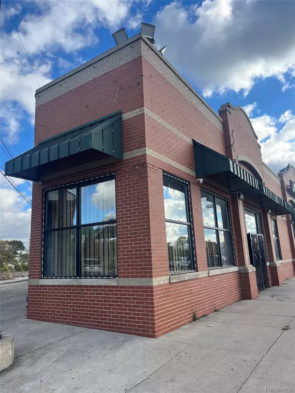 Detroit, MI 48215,12525 Mack AVE