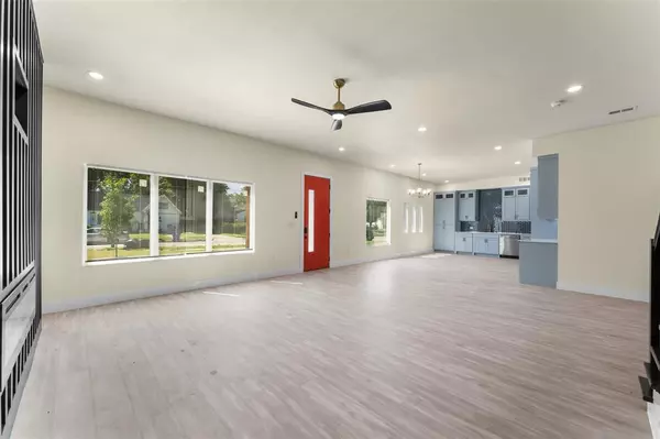 Dallas, TX 75215,2601 Marburg Street