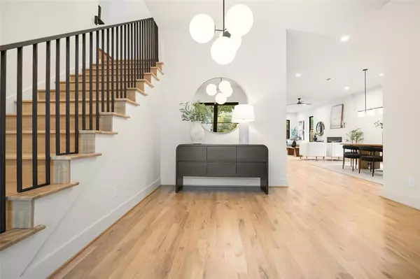 Dallas, TX 75218,602 Coolair Drive