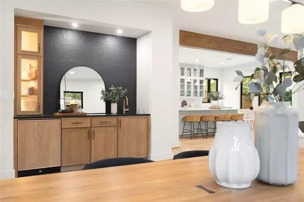 Dallas, TX 75218,602 Coolair Drive