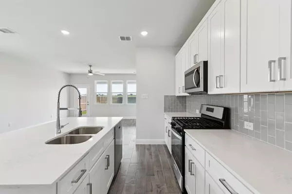 Forney, TX 75126,2716 Island Palm Court