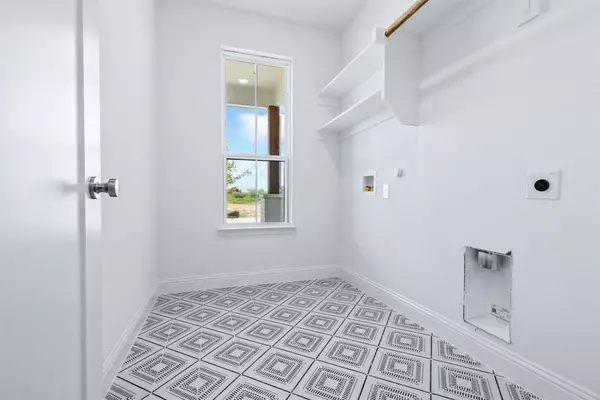 Denton, TX 76207,913 Beall Street