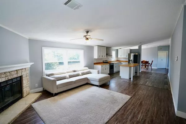 Waxahachie, TX 75167,245 Oak Hill Court