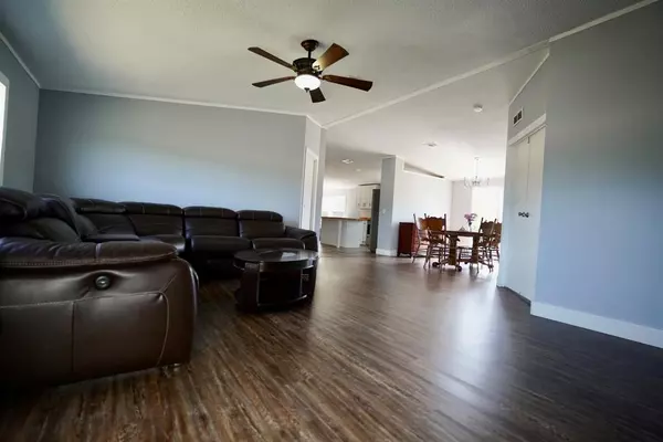 Waxahachie, TX 75167,245 Oak Hill Court