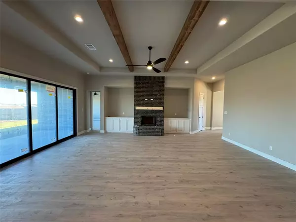 Godley, TX 76044,136 Grey Wolf