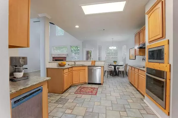 Denton, TX 76210,6704 Alderbrook Drive