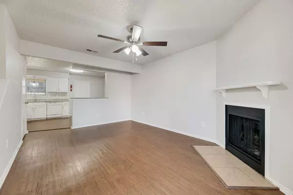 Irving, TX 75060,648 S Rogers Road #648