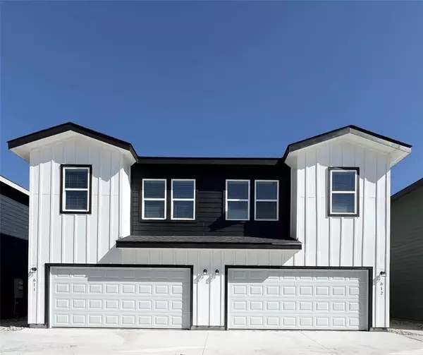 3501 E Renfro Street #611, Burleson, TX 76028