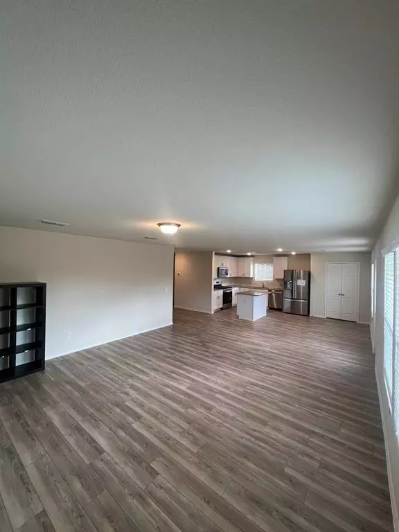 Haslet, TX 76052,1045 Knightly Lane