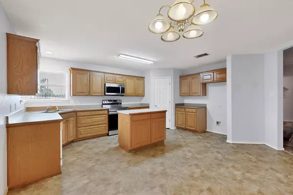 Burleson, TX 76028,729 Ridgehill Drive