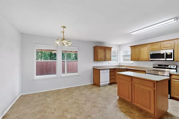 Burleson, TX 76028,729 Ridgehill Drive