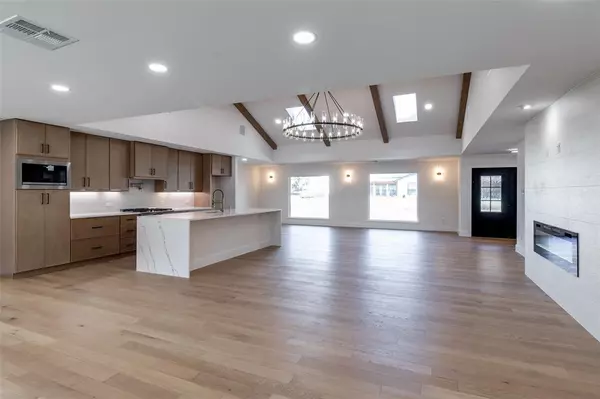 Dallas, TX 75244,4004 Cedar Bayou Drive