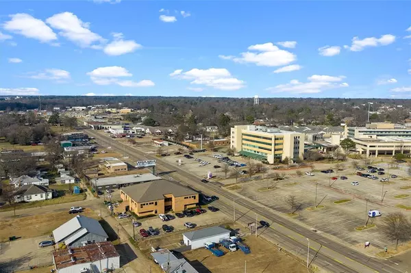 Texarkana, TX 75501,921 Texas Boulevard