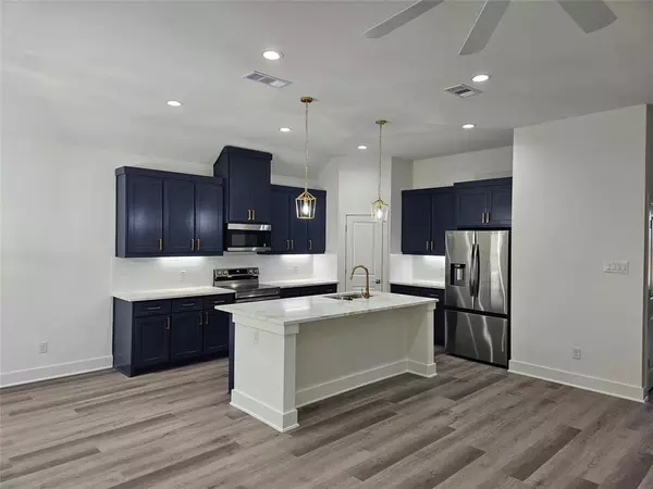 Azle, TX 76020,136 Rosemary