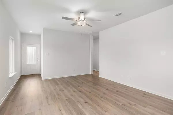 Ponder, TX 76259,8416 White Wolf Trail