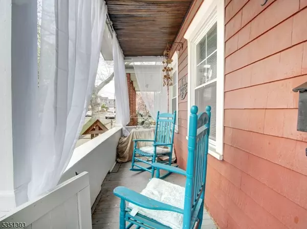 Perth Amboy City, NJ 08861,381 Keene St