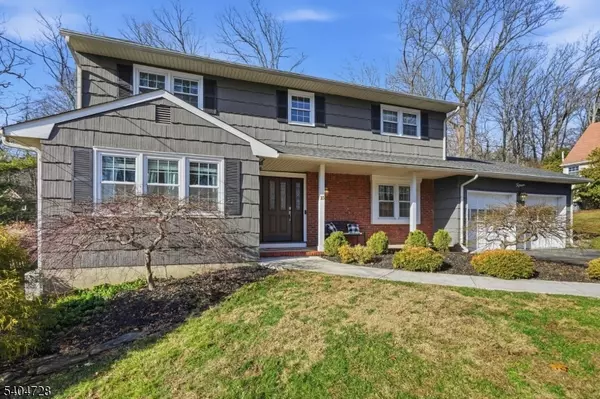 Randolph Twp., NJ 07869,15 Southview Rd