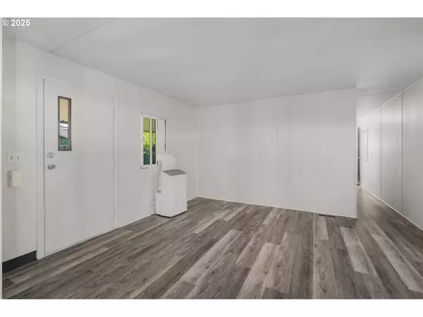 Keizer, OR 97303,5355 River RD N #85