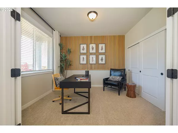 Sandy, OR 97055,18635 WARM SPRINGS ST #4