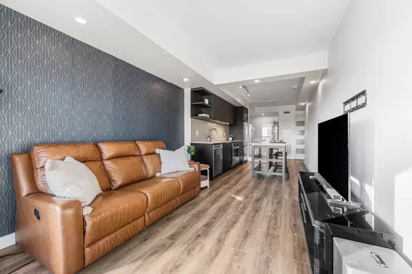 Toronto C11, ON M3C 0P1,6 Sonic WAY #1405