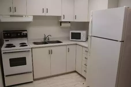 Toronto E09, ON M1K 5B4,73 Cicerella CRES #Main