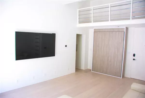 Fort Lauderdale, FL 33308,4250 Galt Ocean Dr #1M