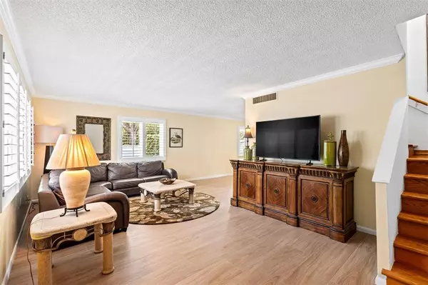 Lauderdale By The Sea, FL 33308,5400 N Ocean Blvd #1