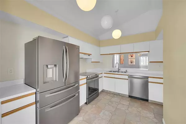 Boca Raton, FL 33486,5307 Buckhead Cir #203