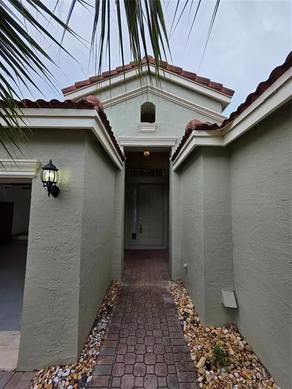 15624 SW 52nd Ct, Miramar, FL 33027