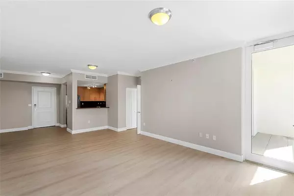 Fort Lauderdale, FL 33301,511 SE 5th Ave #910