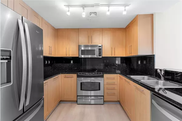 Fort Lauderdale, FL 33301,511 SE 5th Ave #910