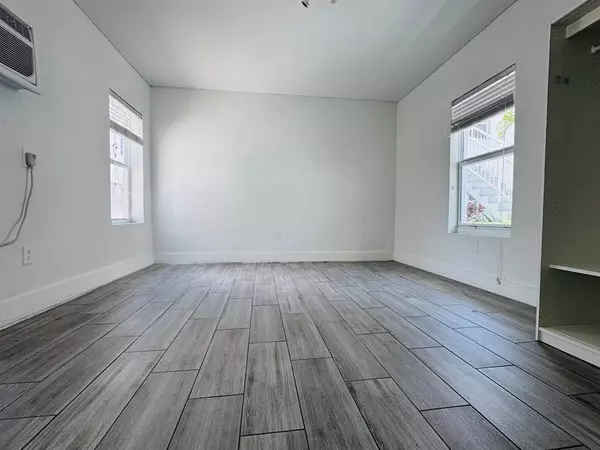 Miami Beach, FL 33141,7910 Abbott Ave