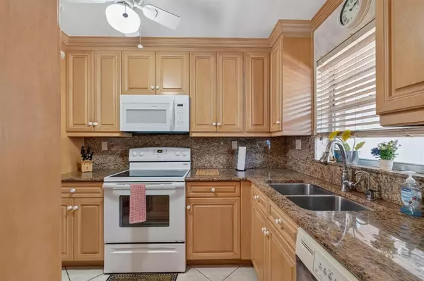 Fort Lauderdale, FL 33316,1617 SE 15th St