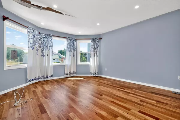 Penetanguishene, ON L9M 1J5,8 Bridle RD