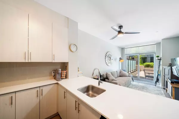 Barrie, ON L4M 5R5,111 Worsley ST #302