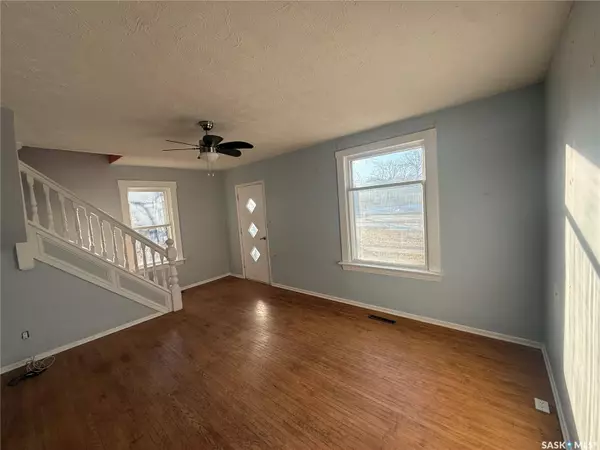 Assiniboia, SK S0H 0B0,421 3rd AVENUE E