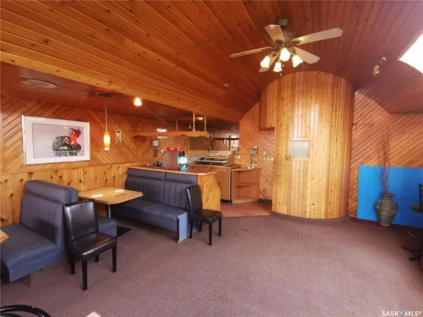 1213 7th AVENUE N, Saskatoon, SK S7K 2W1