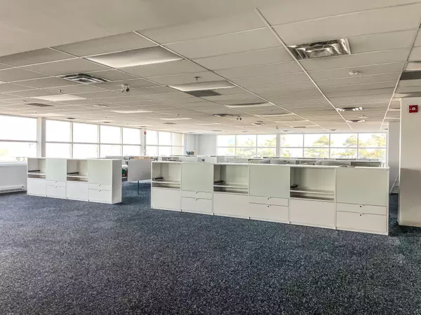 Mississauga, ON L4W 4X5,2800 Matheson BLVD E #Option2