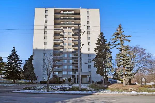 Milton, ON L9T 3X4,81 Millside DR #703